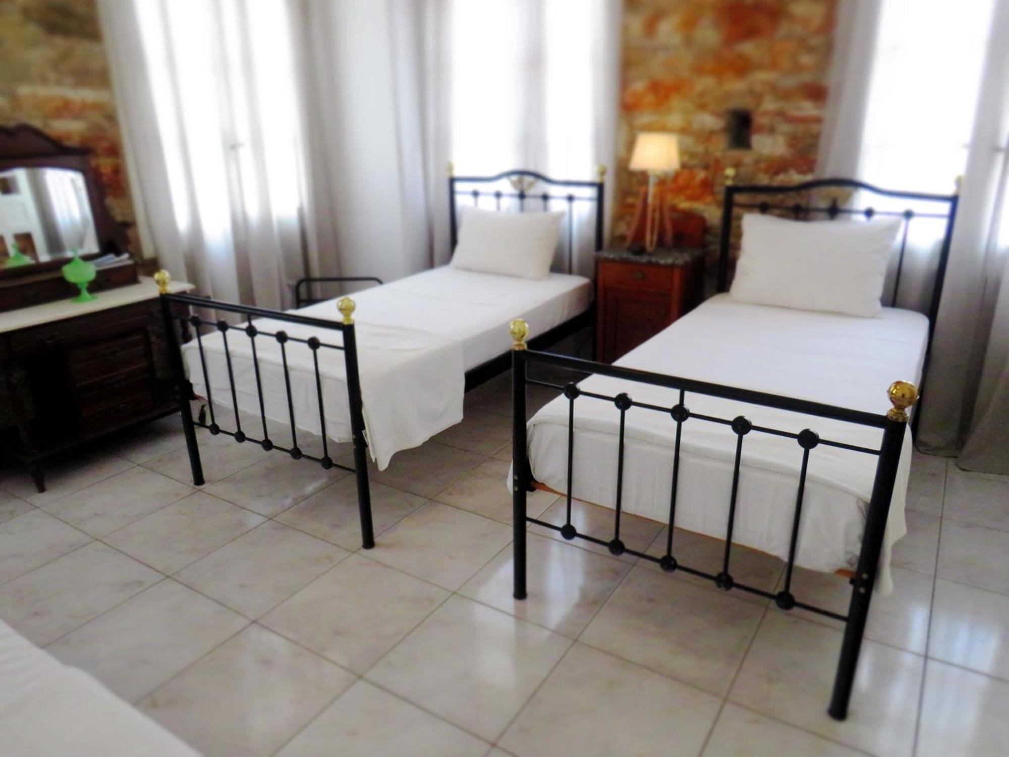 Axilleion Boutique Hotel Ermoúpoli Eksteriør bilde