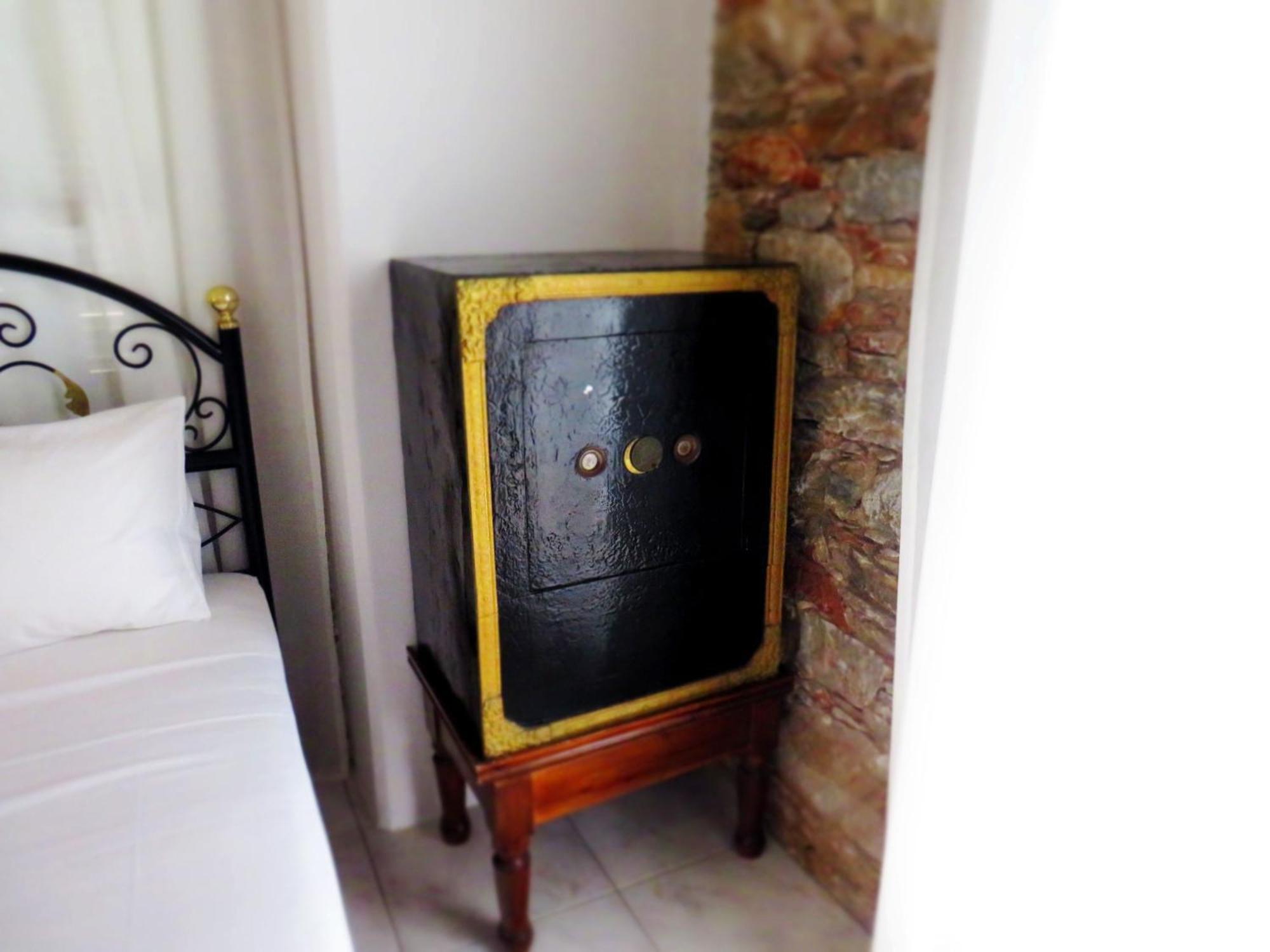 Axilleion Boutique Hotel Ermoúpoli Eksteriør bilde